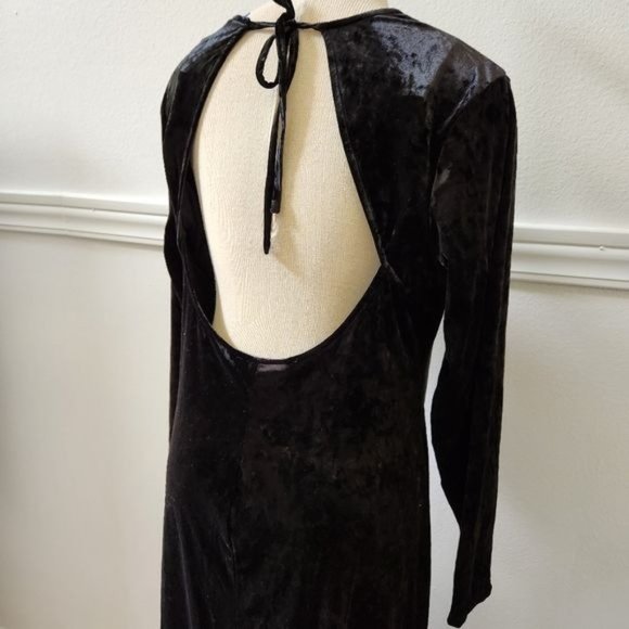 Future Collective Kahlana Barfield Black Velvet Dress 1X - Picture 9 of 13